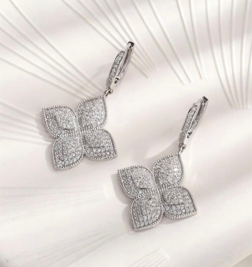 Calinda Clover Earrings