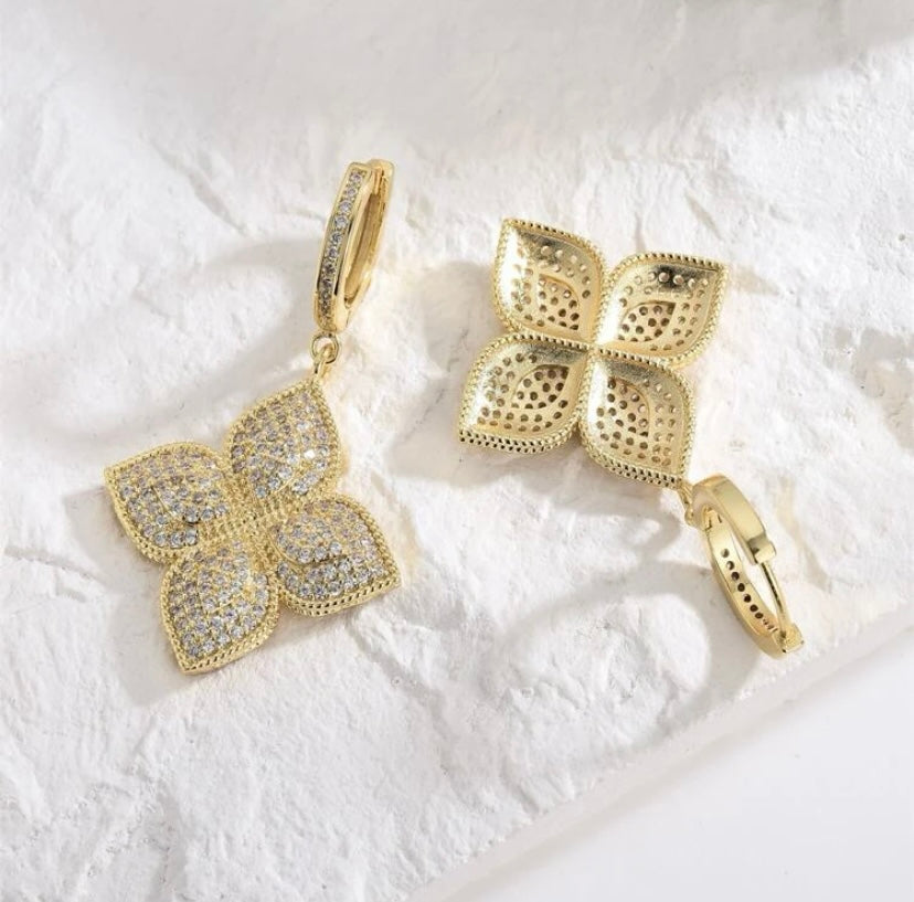 Calinda Clover Earrings