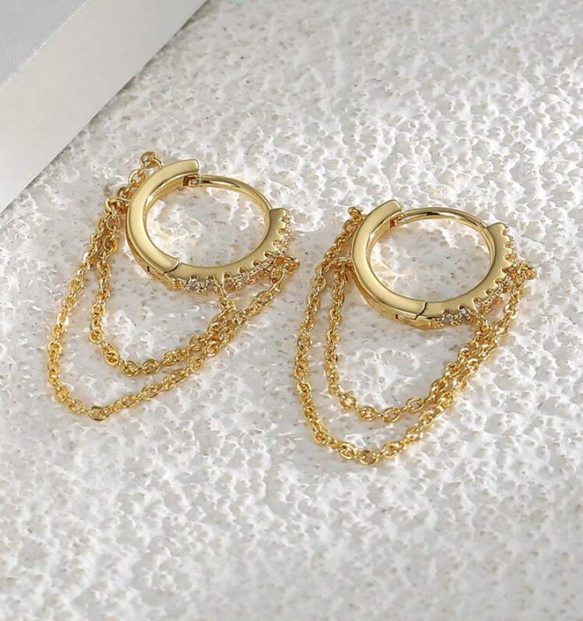 Charley Chain Mini Hoops