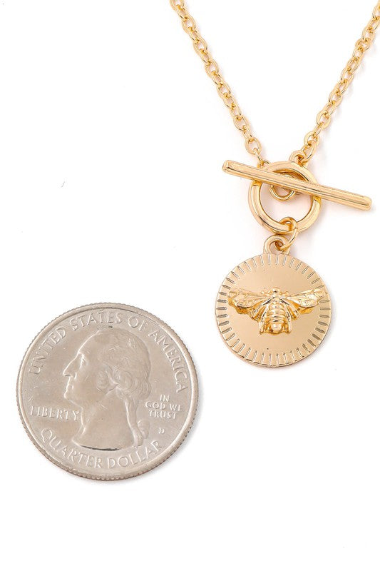 Beatriz Bee Pendant Necklace